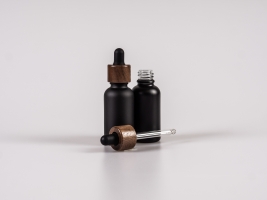 Schwarzglasflasche 30ml, mit Pipette Walnut