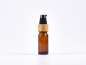 Preview: Braunglasflasche 10ml, mit Lotionspumpe Bambus