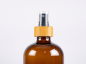 Preview: Braunglasflasche 250ml, mit Zerstäuber Bambus