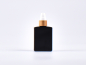 Preview: Schwarzglasflasche Miro 50 ml - Lotionspumpe Bambus