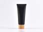 Preview: Kosmetiktube 100ml, schwarz-matt, mit Deckel Bambus