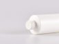 Preview: Flasche "Tara" 50ml, matt-weiss, mit Tropfmontur weiss/schwarz