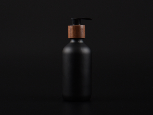 Schwarzglasflasche 220ml, mit Dispenser Walnut