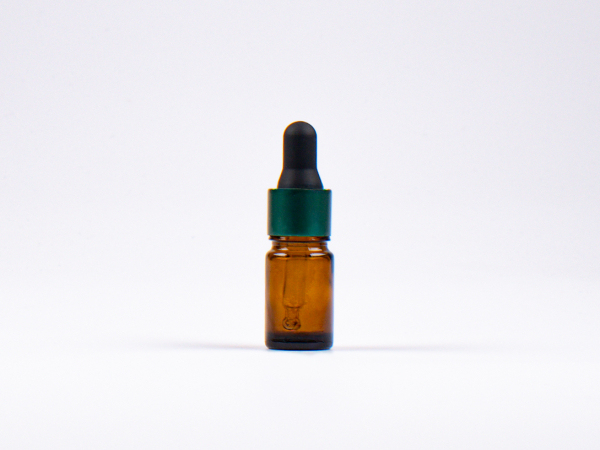 Braunglasflasche 5ml, mit Pipette grün-matt