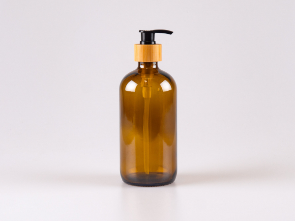 Braunglasflasche 480ml, mit Dispenser Bambus