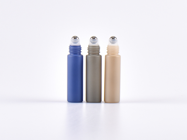 Roll-On-Flasche "Emma", 10ml, pastell blue mit Deckel gold/silber