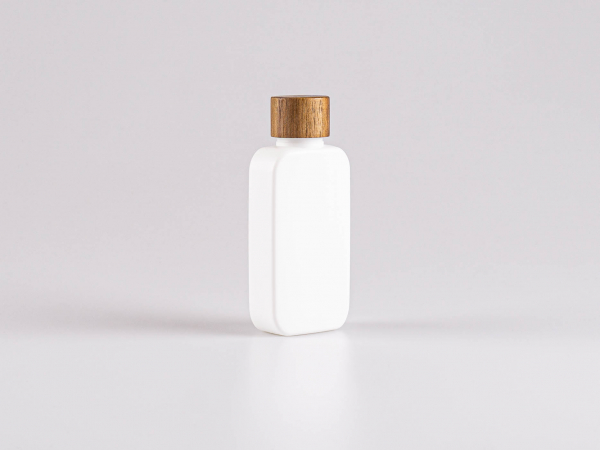 Flasche "Henry", 100ml, HDPE, mit Deckel Walnut