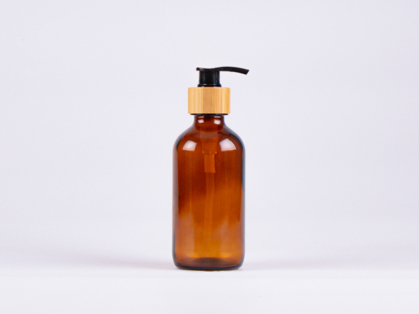 Braunglasflasche 250ml, mit Dispenser Bambus