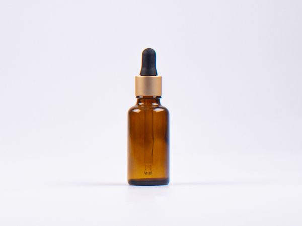 Braunglasflasche 30ml, mit Pipette gold