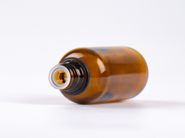 Braunglasflasche 100ml, mit Schraubverschluss & Giessring