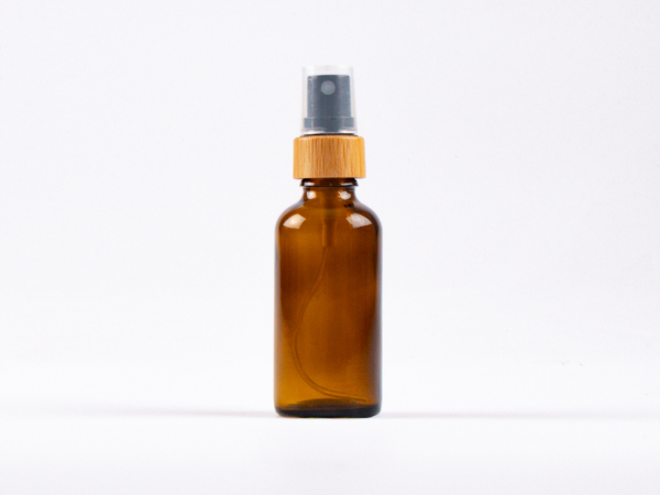 Braunglasflasche 50 ml – Zerstäuber Bambus