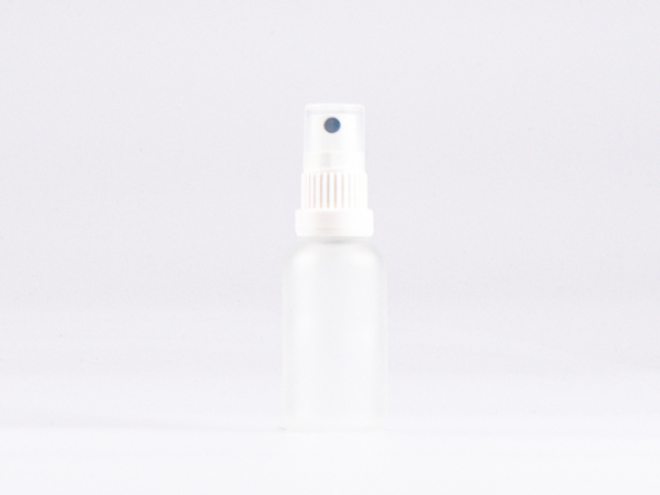 schwarzglas-flasche-mundspray-zerstaeuber