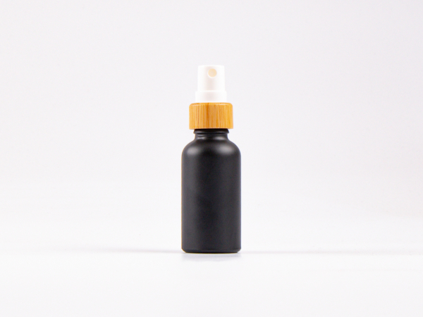 Schwarzglasflasche 30 ml - Zerstäuber Bambus