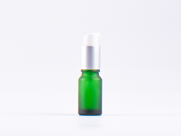 Grünglasflasche 10 ml - Lotionspumpe Aluminium