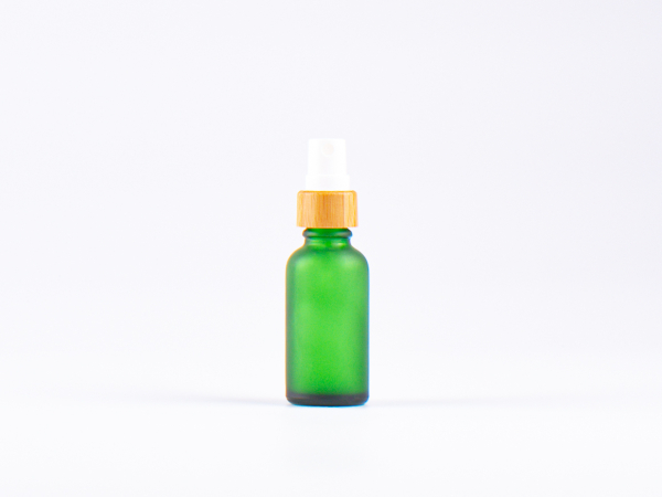 Grünglasflasche 30ml, mit Zerstäuber Bambus