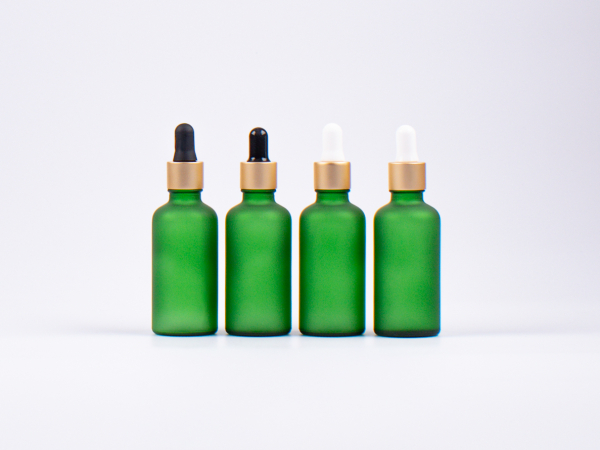 Grünglasflasche 50ml, mit Pipette gold