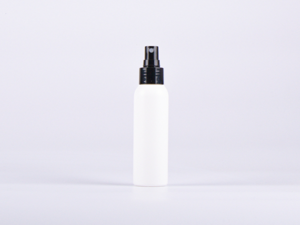 Flasche "Tara" 100ml, matt-weiss, mit Zerstäuber weiss/schwarz