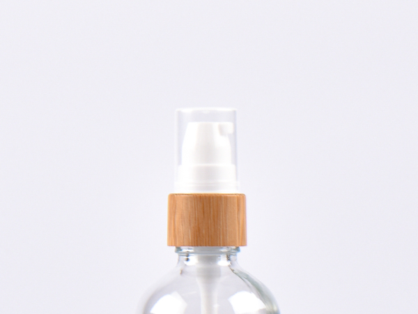 Weissglasflasche 30ml, mit Lotionspumpe Bambus