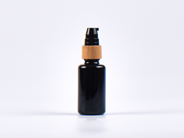 MIRON Violettglasflasche 30ml, mit Lotionspumpe Bambus