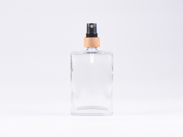 Klarglasflasche "Miro" 100ml, mit Zerstäuber Bambus