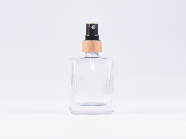 Klarglasflasche "Miro" 50ml, mit Zerstäuber Bambus