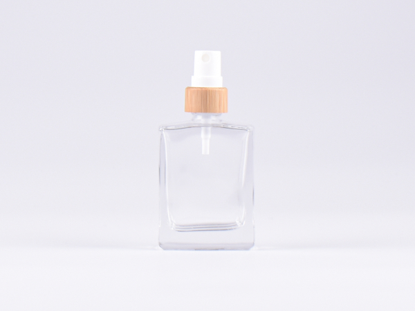 Klarglasflasche "Miro" 50ml, mit Zerstäuber Bambus
