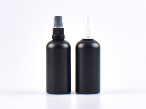 Schwarzglasflasche 100ml, mit Zerstäuber Kunststoff