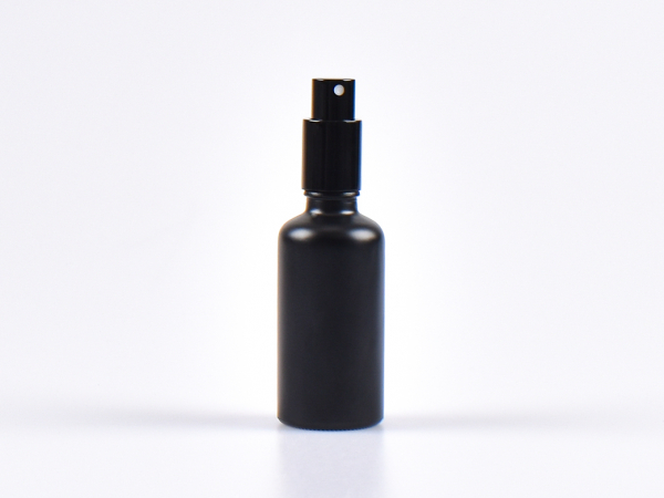 kosmetikflasche-schwarzmatt-glas