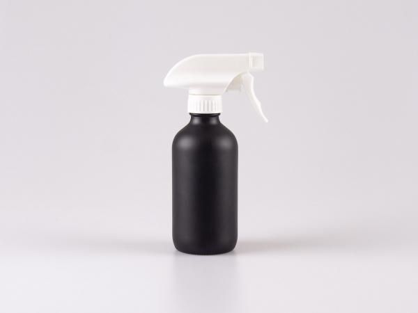 Schwarzglasflasche 250ml, mit Triggerspray