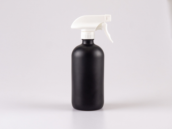 Schwarzglasflasche 500ml, mit Triggerspray