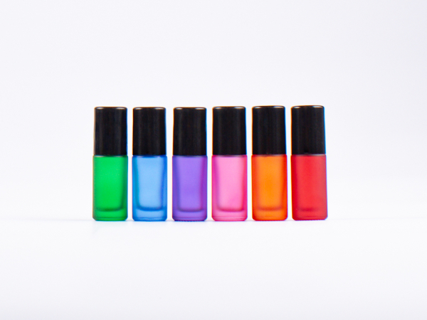 Roll-On-Flasche "Emma" 5ml, color, mit Deckel weiss/schwarz