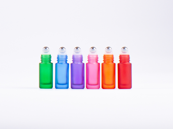 Roll-On-Flasche "Emma" 5ml, color, mit Deckel weiss/schwarz