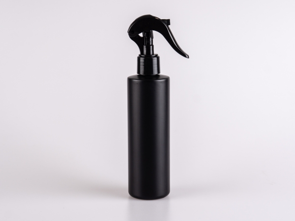 Flasche "Tara" 500ml, matt-schwarz, mit Triggerpumpe