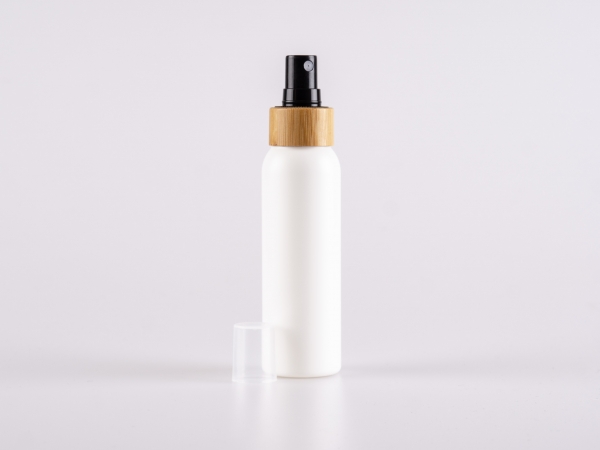 Flasche "Tara" 100ml, matt-weiss, mit Zerstäuber Bambus