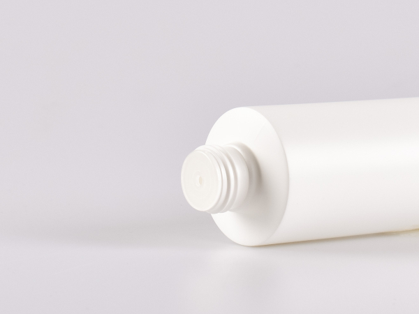 200ml-kosmetikflasche-bambusdeckel