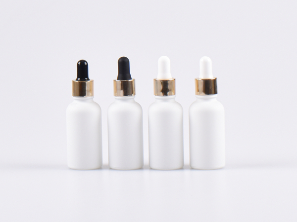 Weissglasflasche 50ml, mit Pipette gold