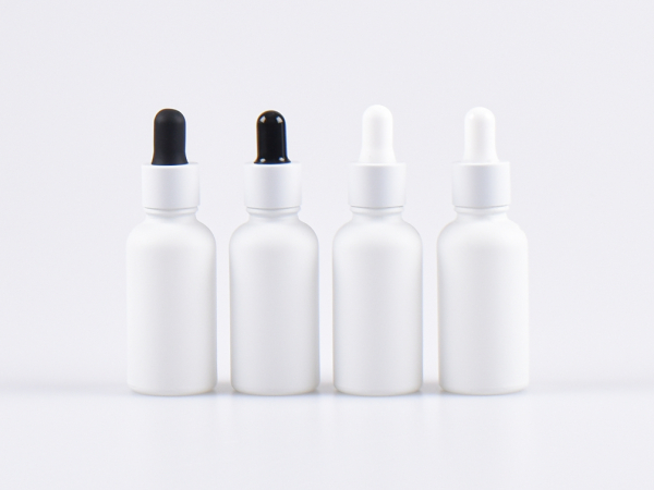 Weissglasflasche 10ml, mit Pipette weiss