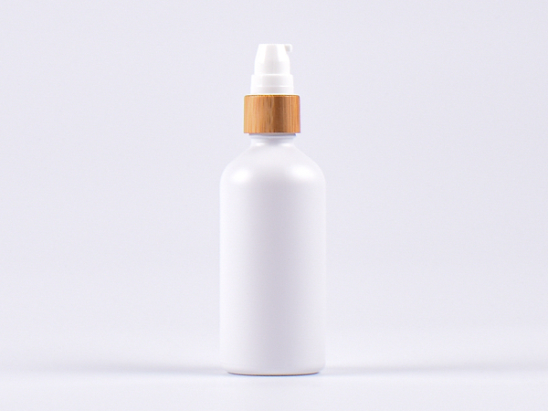 Weissglasflasche 100ml, mit Lotionspumpe Bambus