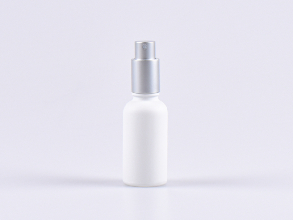 30ml-spruehflasche-glas-weiss-mattiert