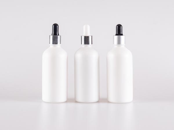 pipettenflasche-weiss-silber-serum-flasche