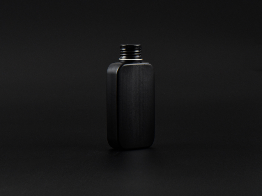 Flasche "Henry", 100ml, HDPE, mit Schraubverschluss Aluminium