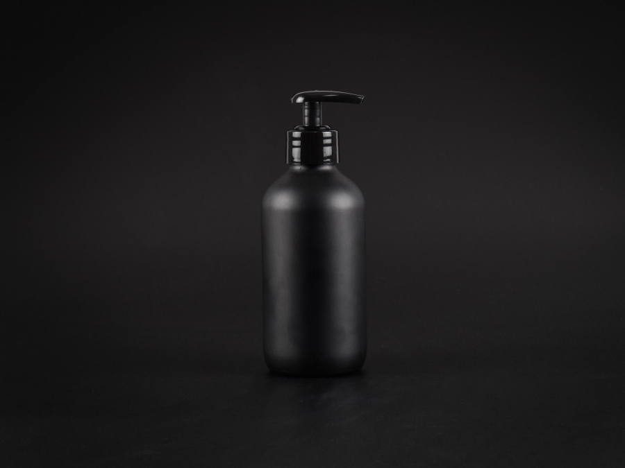 Schwarzglasflasche 220ml, mit Dispenser schwarz