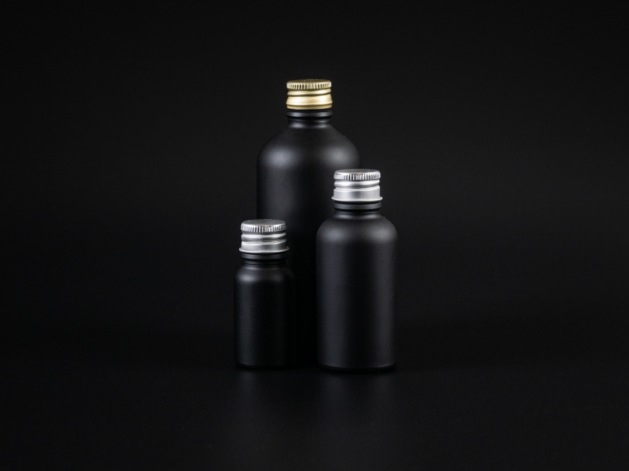 blackline-glasflaschen-schwarz-matt