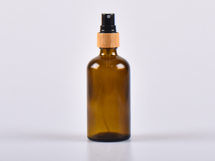 Braunglasflasche 100ml,  mit Zerstäuber Bambus