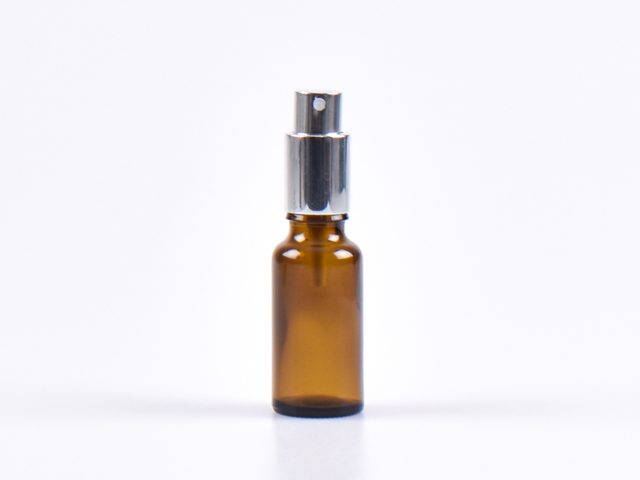 glasflasche-zerstaeuber-alu-silber