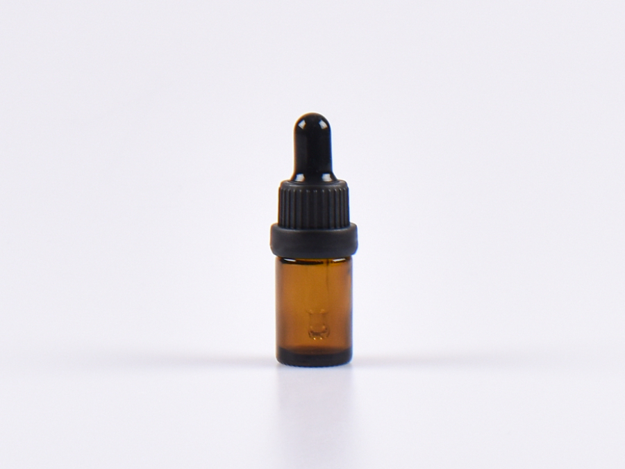 Braunglasflasche 5ml, mit Pipette OV schwarz