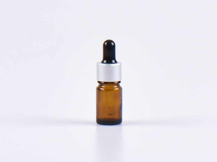 Braunglasflasche 5ml, mit Pipette silber-matt