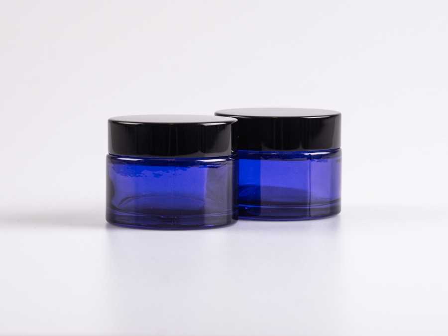 50g-blauglasdose-deckel-schwarz-glasdosen