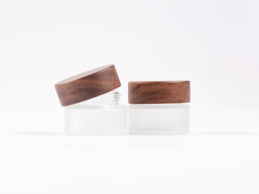 minidose-glas-holz-kosmetikverpackung