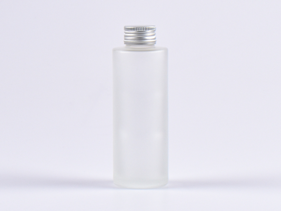 glasflasche-kosmetik-gastro-100ml-aludeckel-silber